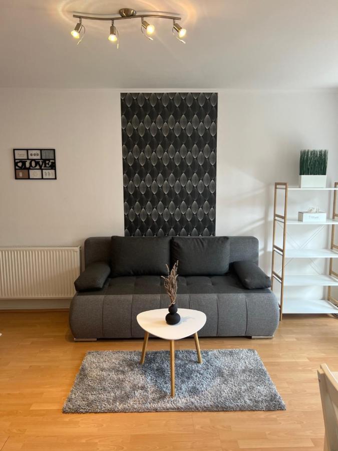 Belvarosi Apartman Erlau Exterior foto