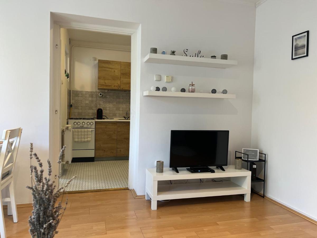 Belvarosi Apartman Erlau Exterior foto