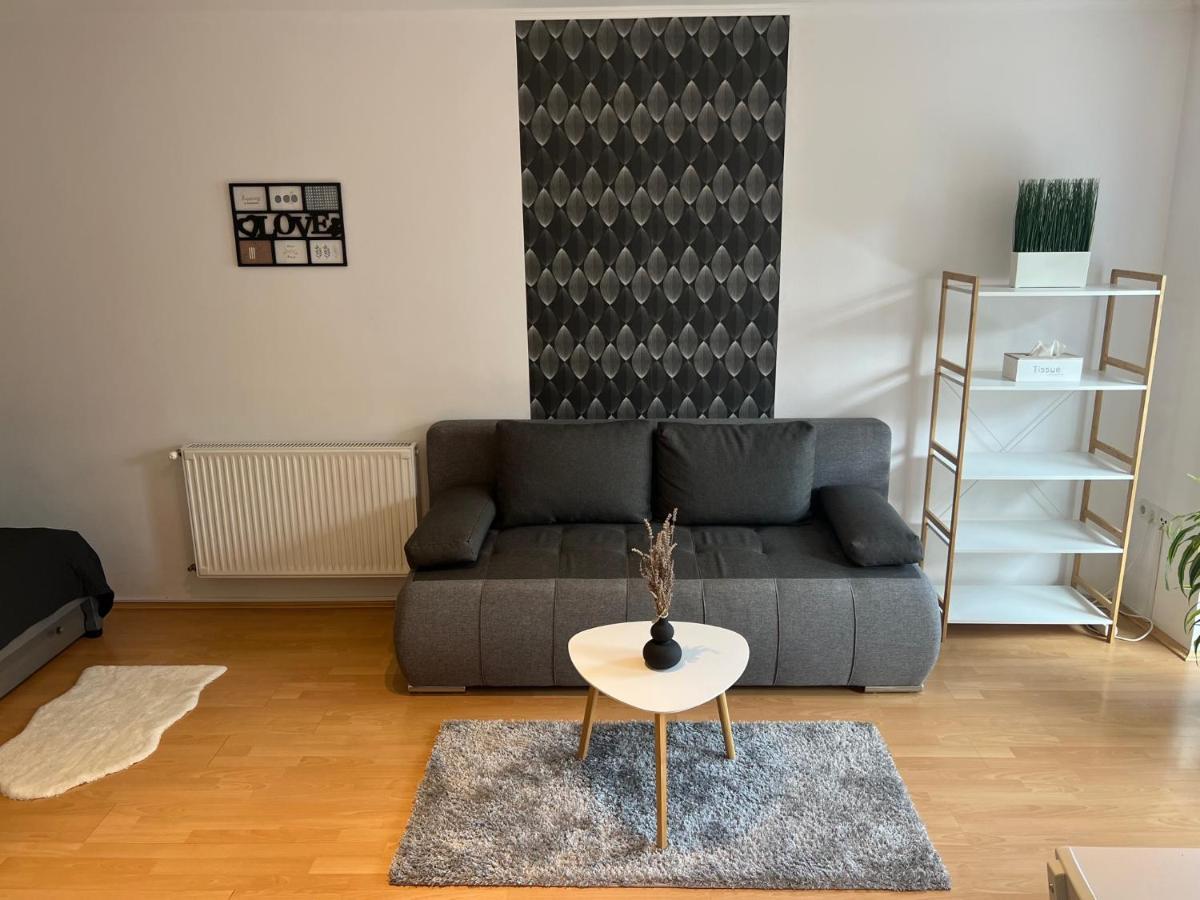 Belvarosi Apartman Erlau Exterior foto